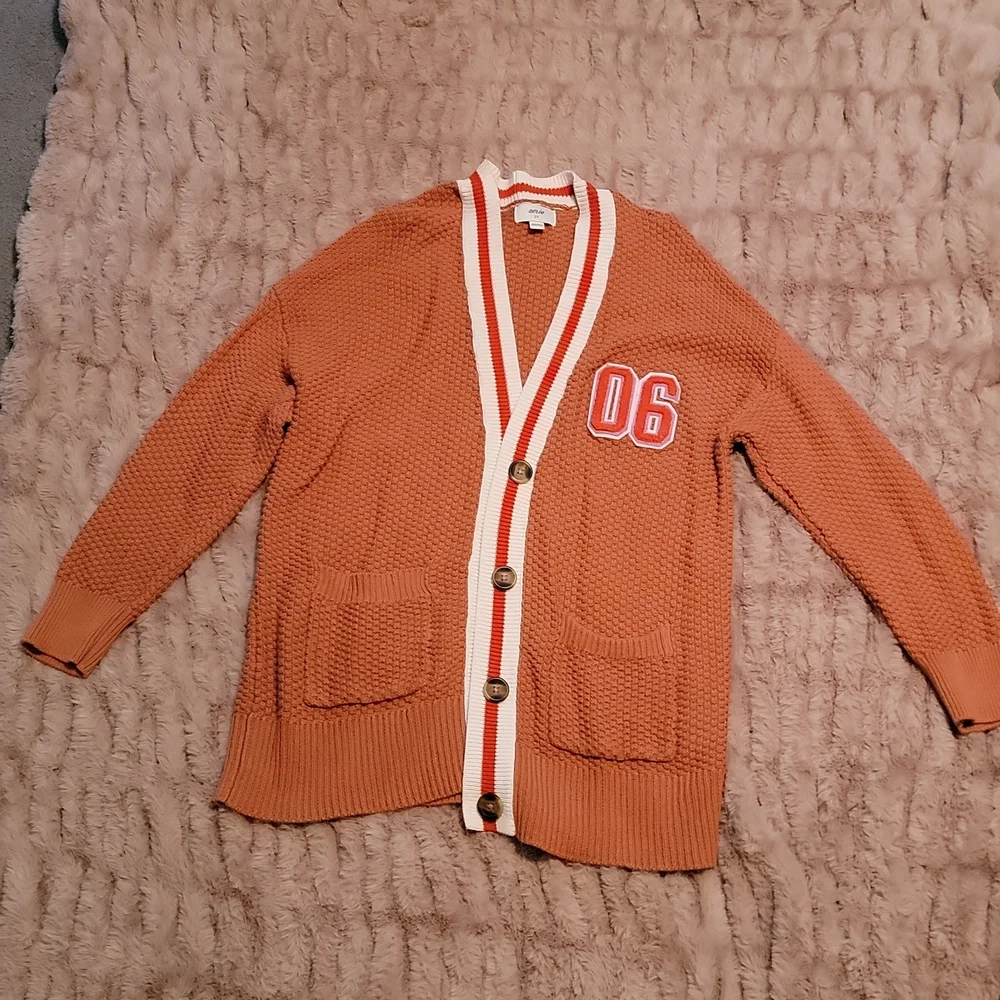 Cardigan - Picture 1 of 3